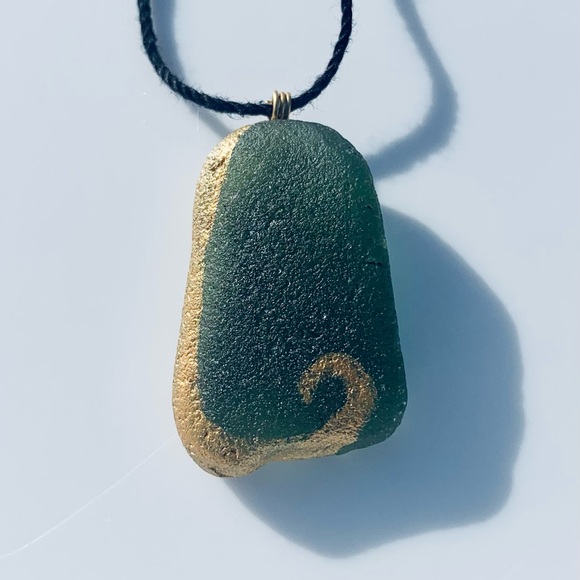 Gold Wave Seaglass Necklace - Picture 7 of 8